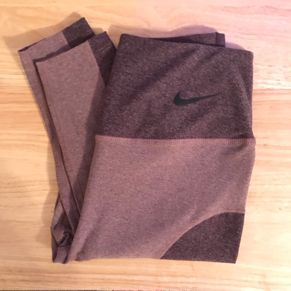 Women’s Nike Leggings